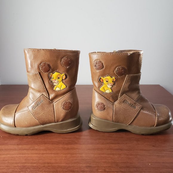Disney Simba Boots Faux Leather Light Up SmartFit Non Marking Sole Size 5 Kids - Picture 3 of 8